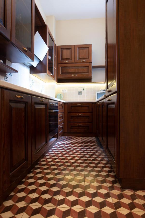 Villa Mc Queen Athena Bagian luar foto